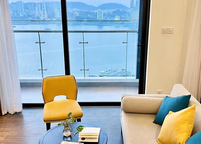 Minh's House - Two-bedrooms In Sapphire *